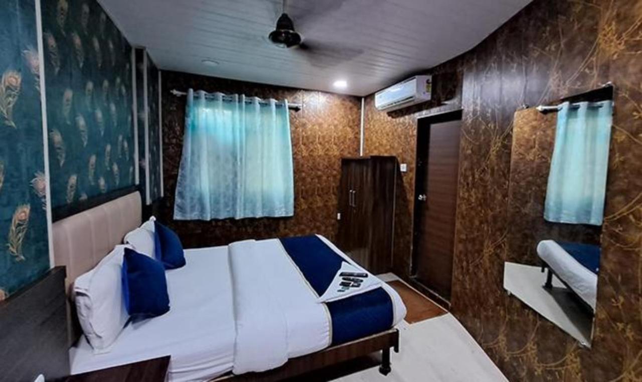 Hotel Fabexpress Ashirwad Residency Bombay Exterior foto